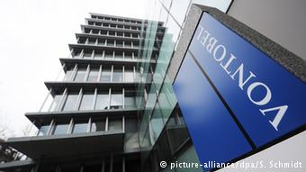 Здание швейцарского Bank Vontobel hkikqiqhziqtukmp