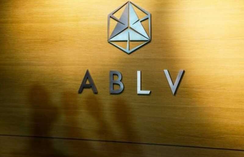Die Schattenmillionen der ABLV Bank: Wie der Banker Andris Ovsyannikov und Daria Terekhina jahrelang Machenschaften über die Firma Manat betrieben
