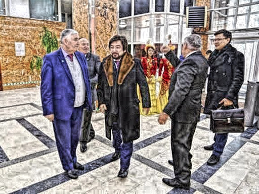 Бекболат Тлеухан торгует оружием, собой и соболями qqkiuxirziqkhkmp